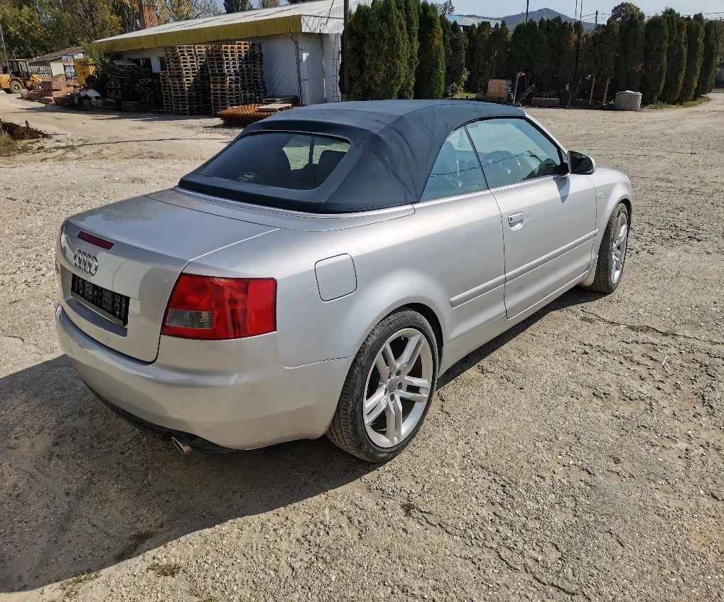 Audi A4 cabriolet, right-hand drive — photograph from the original BPV booklet (page 192, image 3)