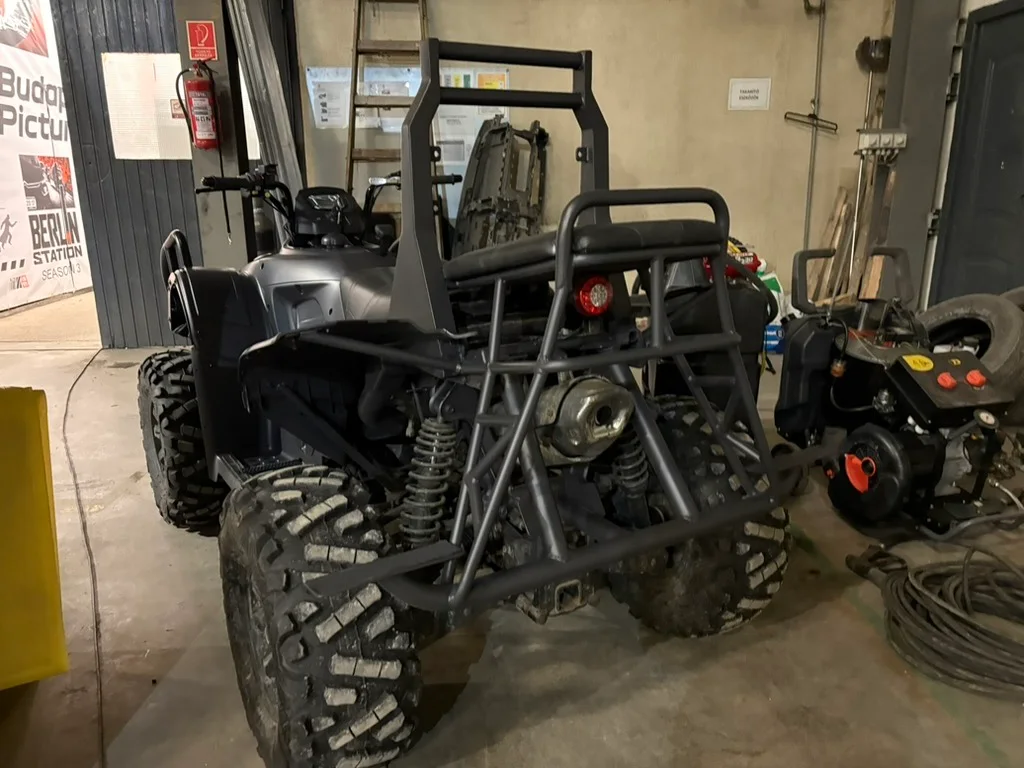 Polaris Quad — photograph from the original BPV booklet (page 148, image 1)
