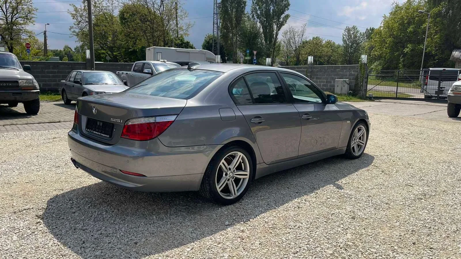 BMW E60 525i – az eredeti BPV booklet fényképe (56. oldal, 2. kép)