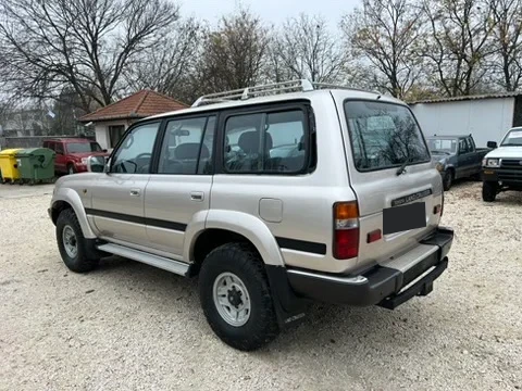 Toyota Land Cruiser – az eredeti BPV booklet fényképe (74. oldal, 2. kép)