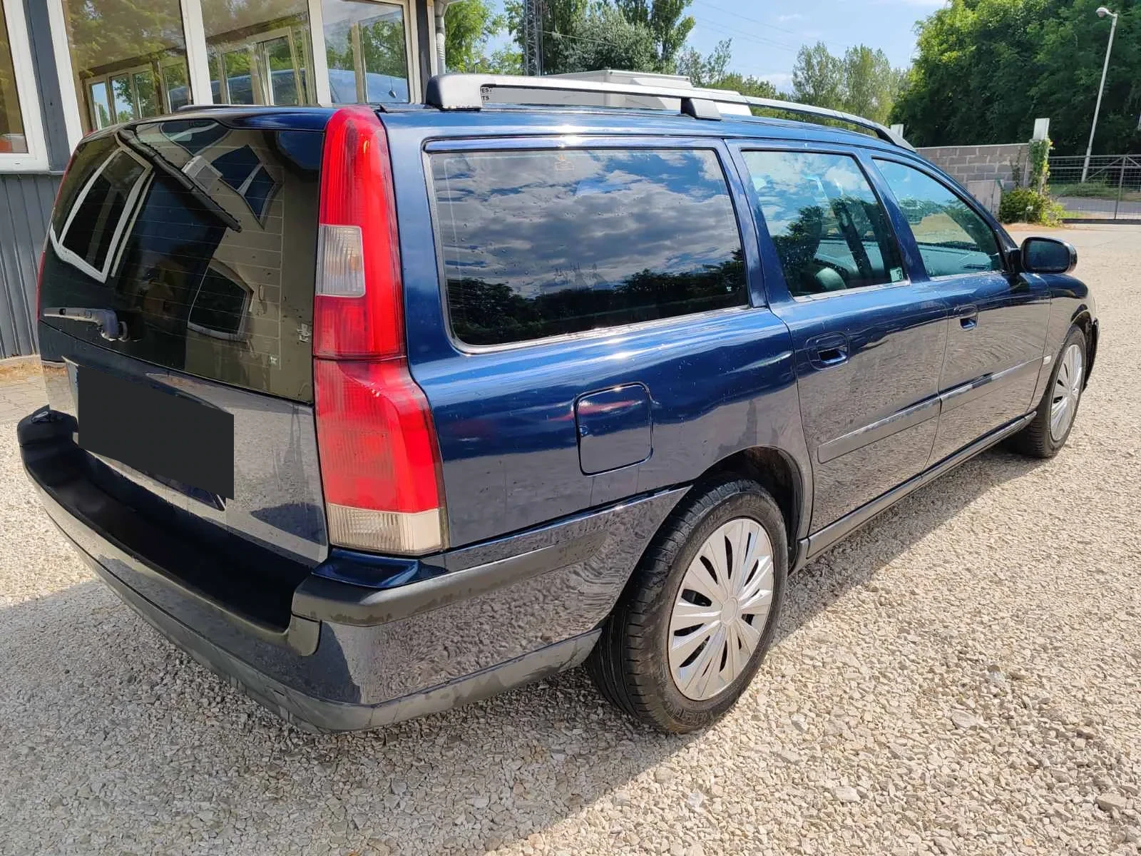 Volvo V70 — photograph from the original BPV booklet (page 119, image 4)